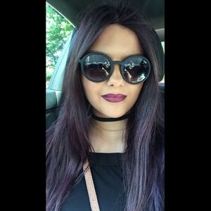 Meet your Posher, Amber